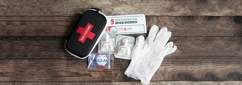 naloxone kit